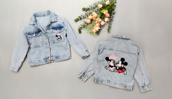 Džínsová bunda s nášivkou mickey a minnie