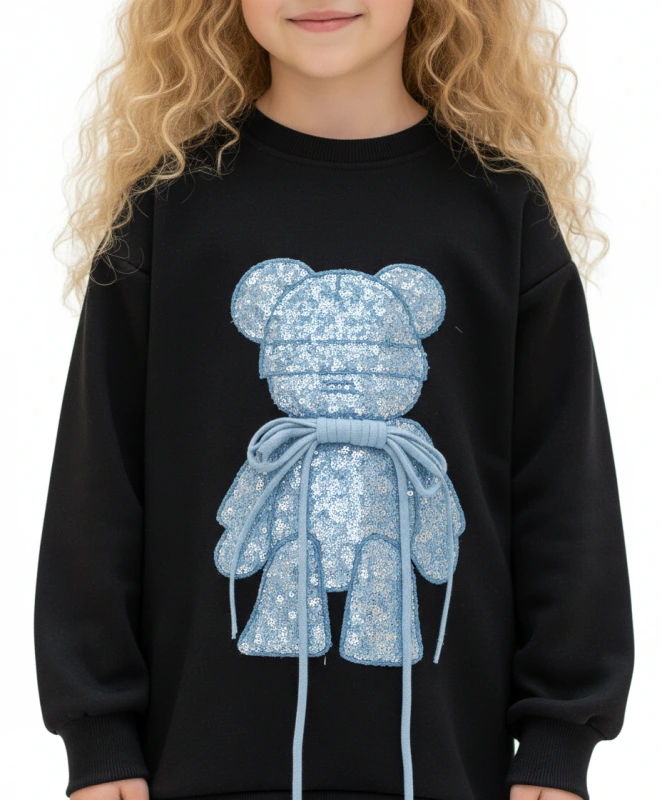 Čierna mikina s mackom 1