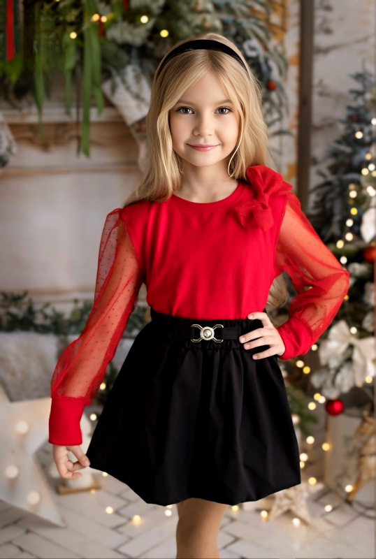 Červené tričko s tylovým rukávom