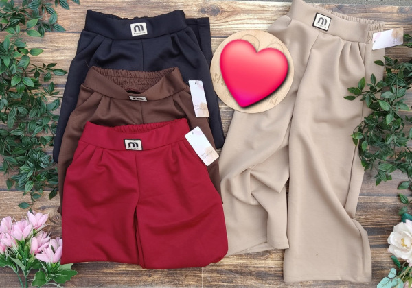 Široké nohavice v páse na gumu