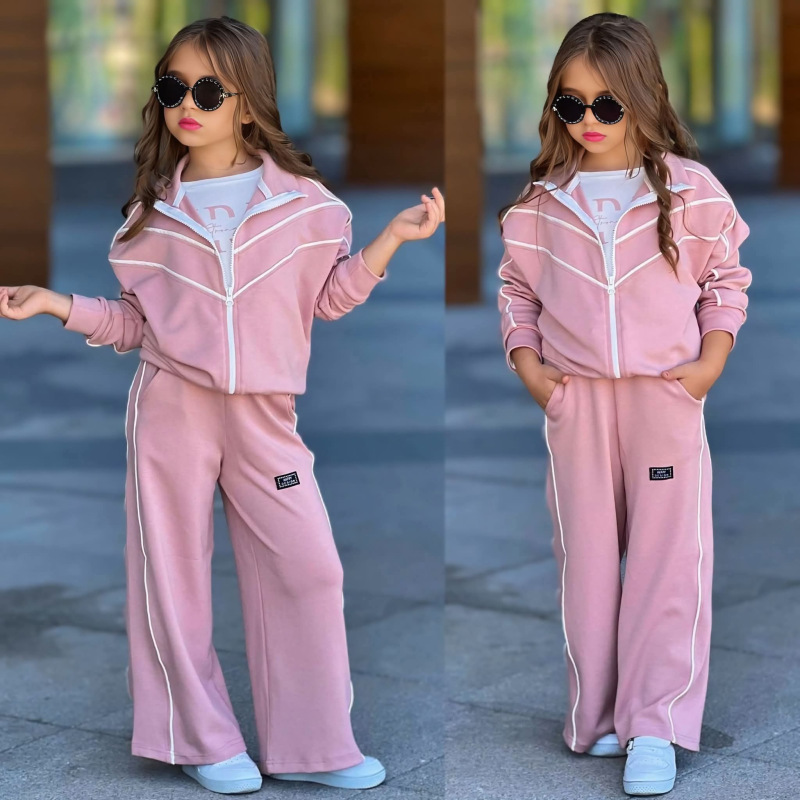 Púdrová tepláková súprava